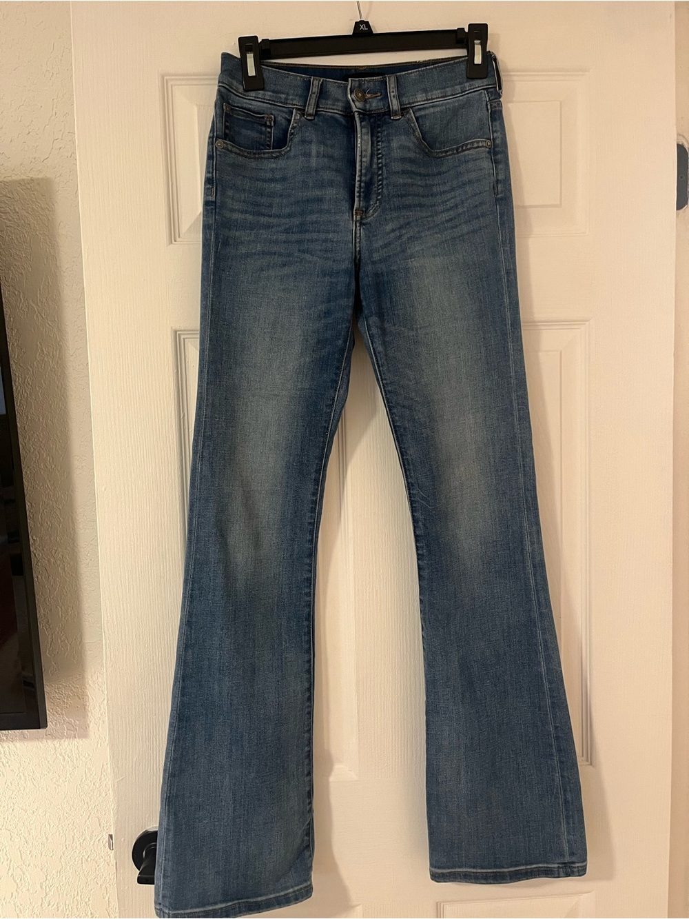 Express boot mid rise jeans 32” inseam